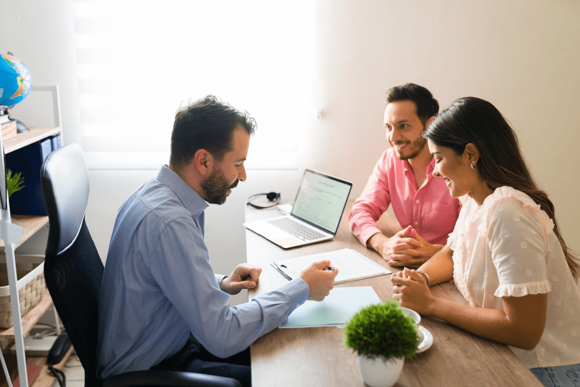 Benefits of Buying Life Insurance at a Young Age